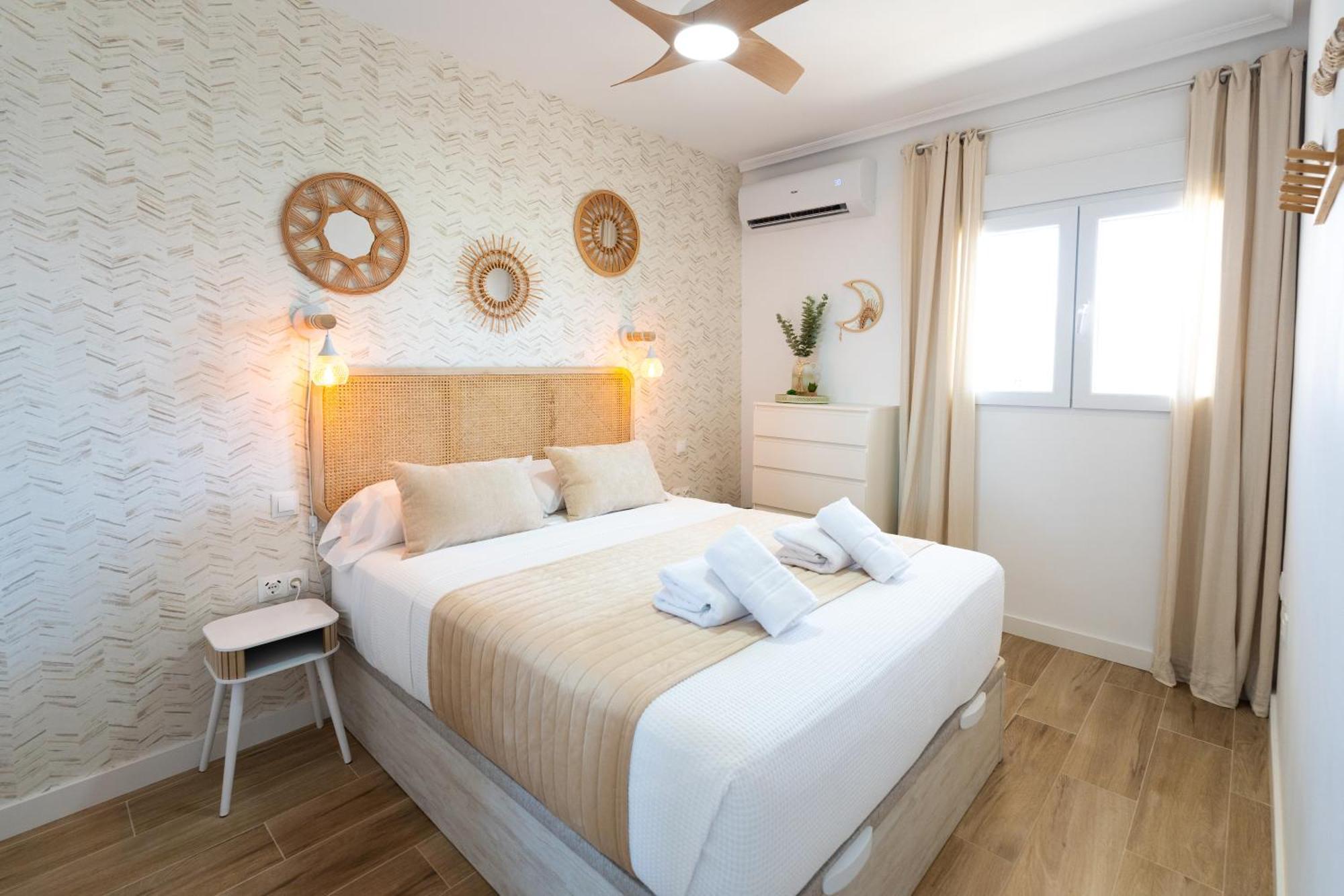 Apartamento Arenales Playa Ареналес дел Сол Екстериор снимка