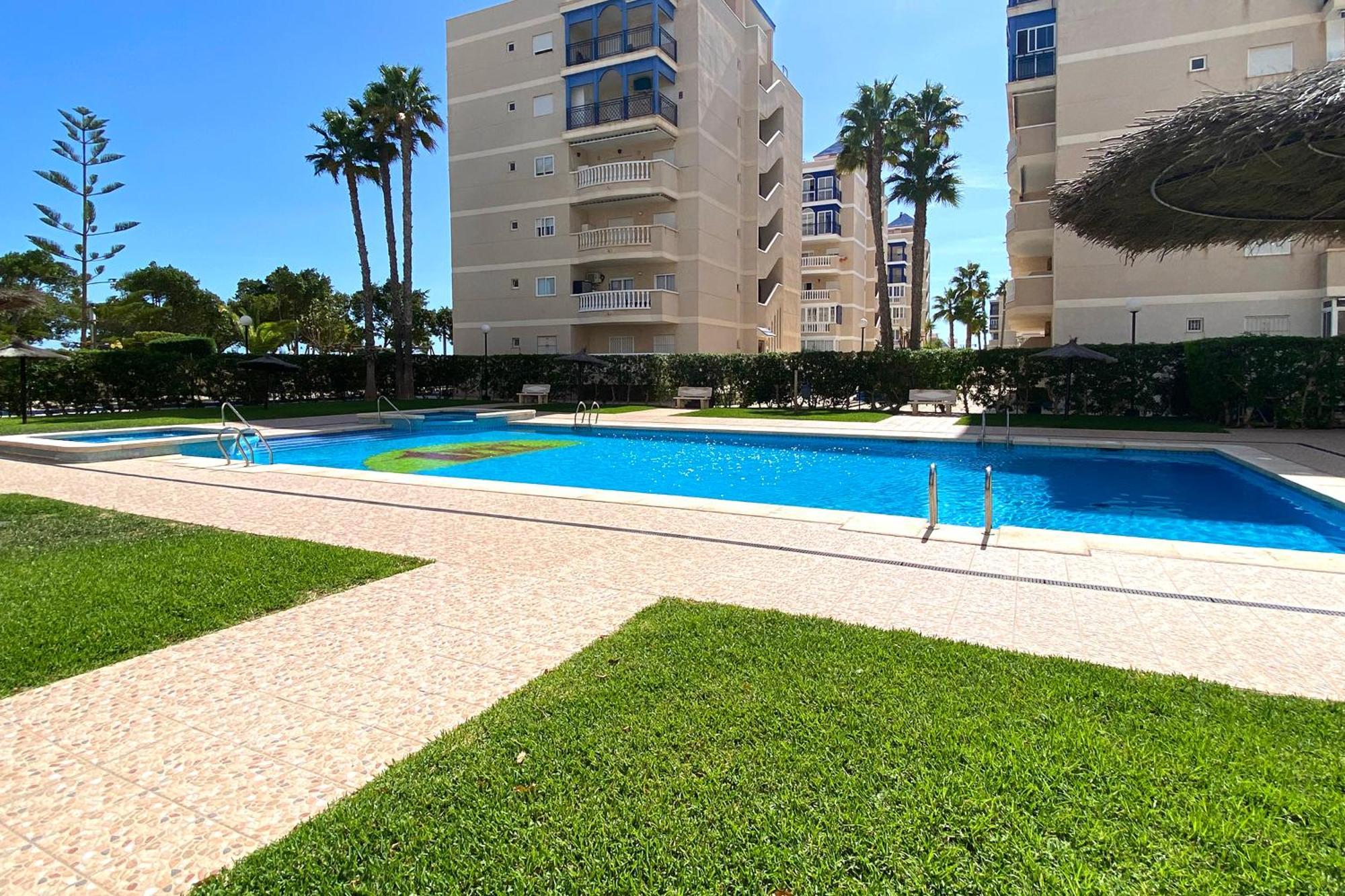 Apartamento Arenales Playa Ареналес дел Сол Екстериор снимка